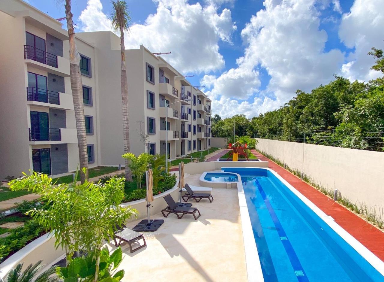 Astoria Gated Condos Cancun Luaran gambar