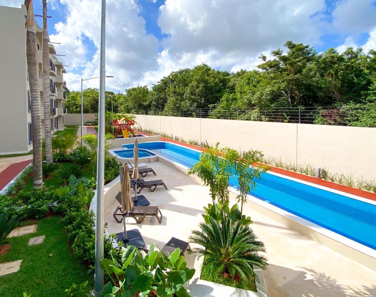 Astoria Gated Condos Cancun Luaran gambar